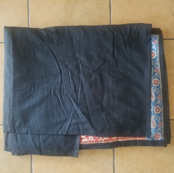 Vtg Blanket/throw blanket Quiltted & Flower Applique Hand sewn 7 ft x 9 ft - Picture 7 of 8